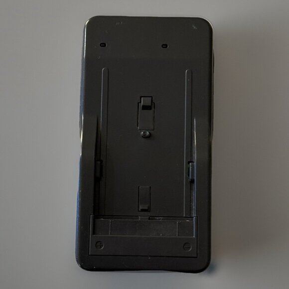 OEM Sony Battery Charger BC-V615 Only For NP-F330 Battery Authentic Genuine - Picture 3 of 5